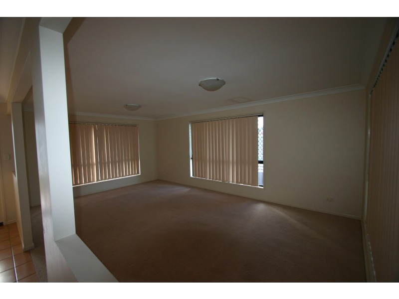 7 Emanuel Court, Eatons Hill QLD 4037