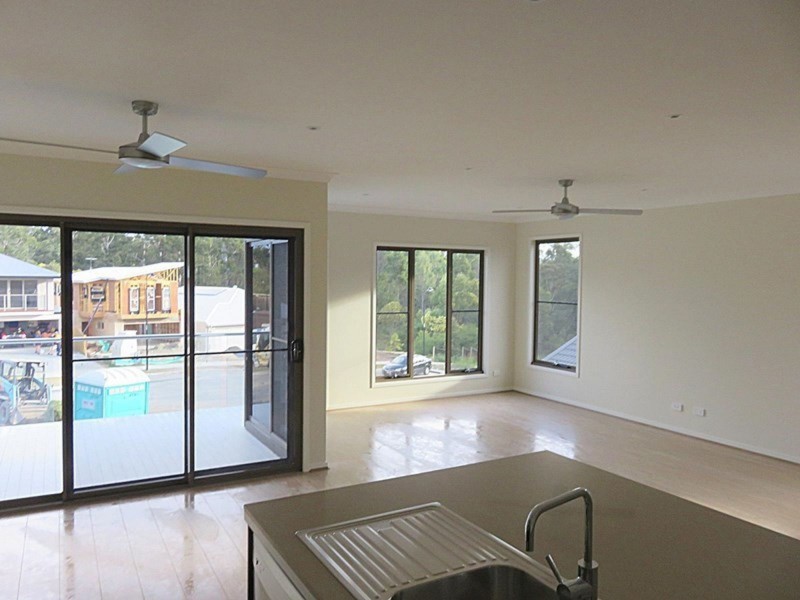 29 Moontide Way, Springfield Lakes QLD 4300