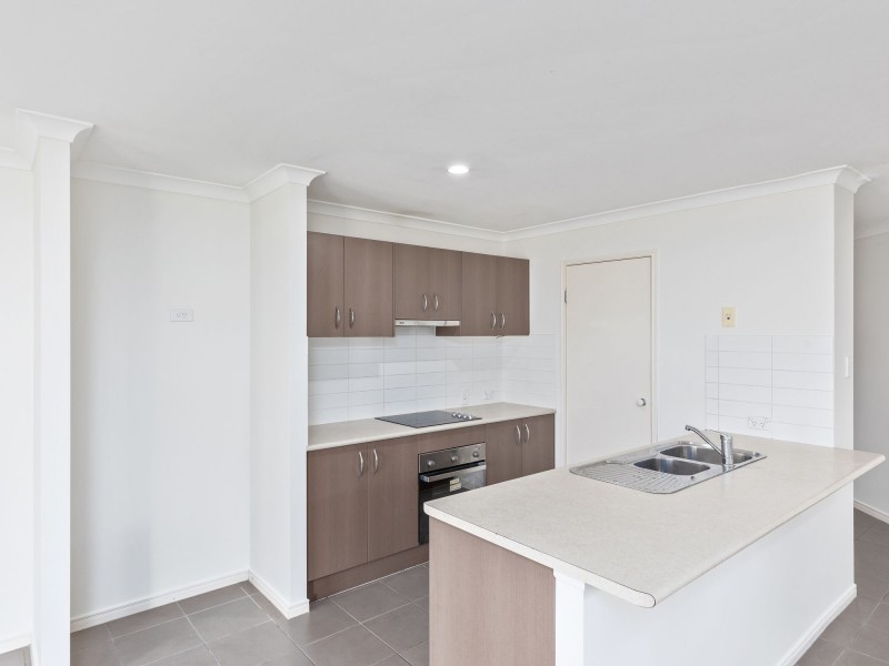 29 Burswood Close, Wulkuraka QLD 4305