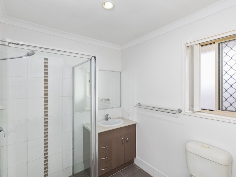 29 Burswood Close, Wulkuraka QLD 4305