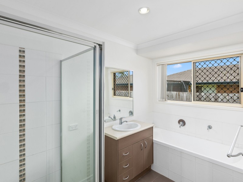 29 Burswood Close, Wulkuraka QLD 4305