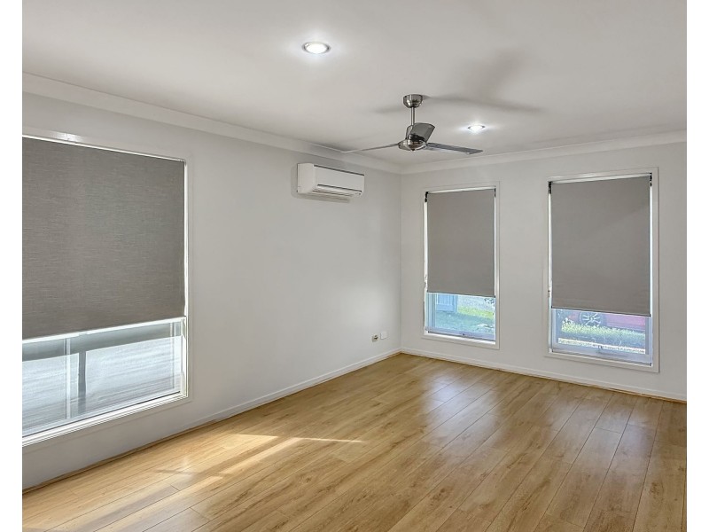 12 Alessandra Cct, Coomera QLD 4209