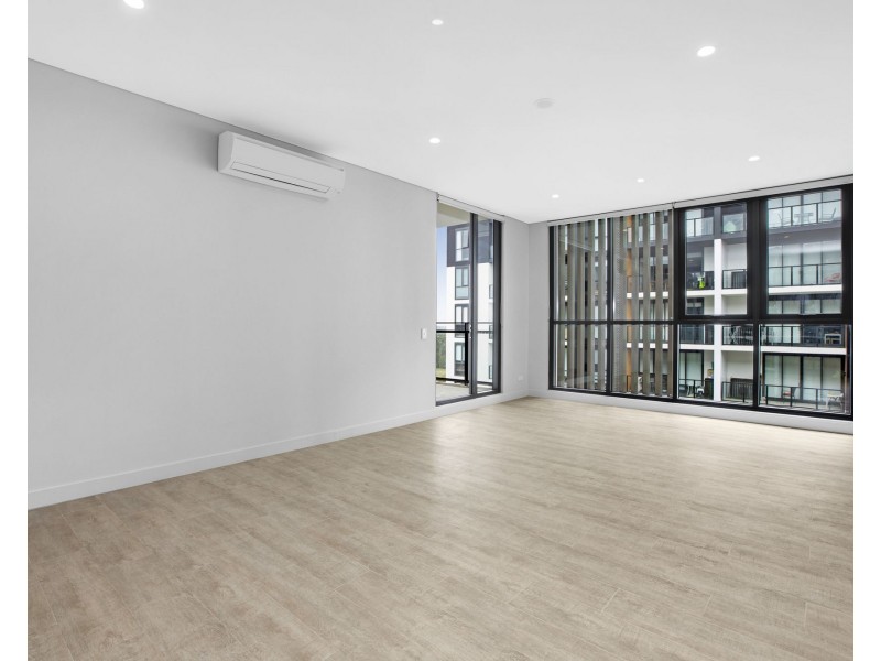 602/4 Henderson Road, Edmondson Park NSW 2174