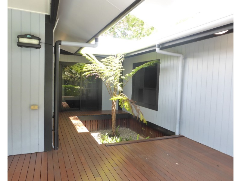 16 Turtle Close, Clifton Beach QLD 4879