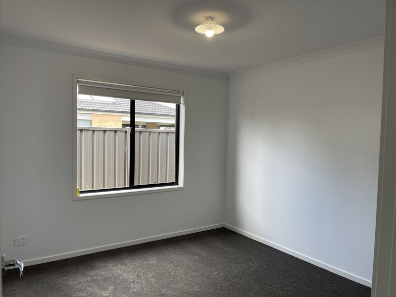 30 Peters Drive, Stratford VIC 3862