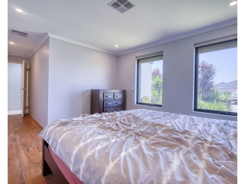 17 Heathcote Way, Bertram WA 6167