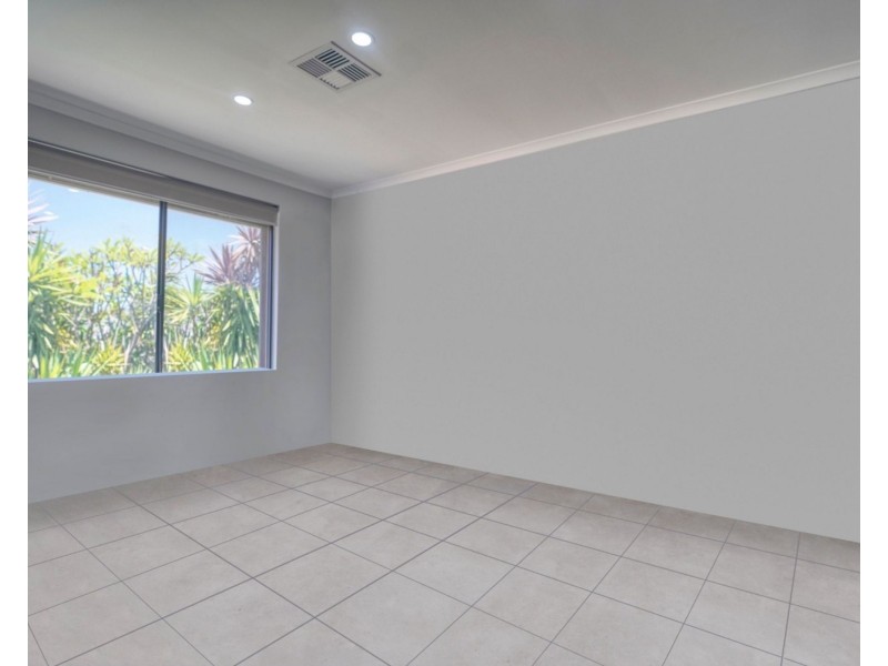 17 Heathcote Way, Bertram WA 6167