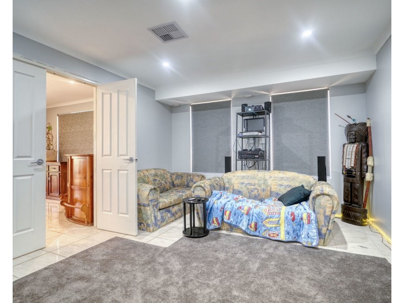 17 Heathcote Way, Bertram WA 6167