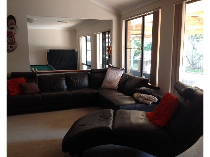 6 Kilrush Place, Waterford WA 6152