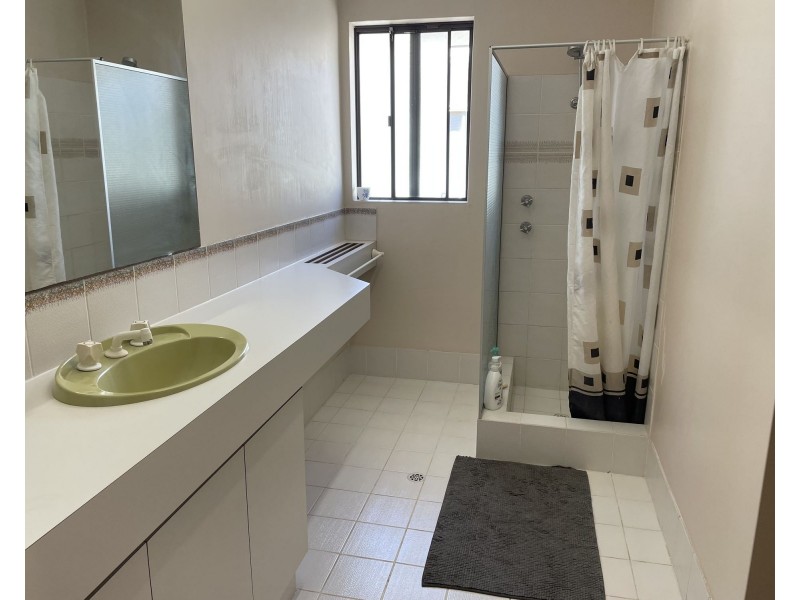 6 Kilrush Place, Waterford WA 6152