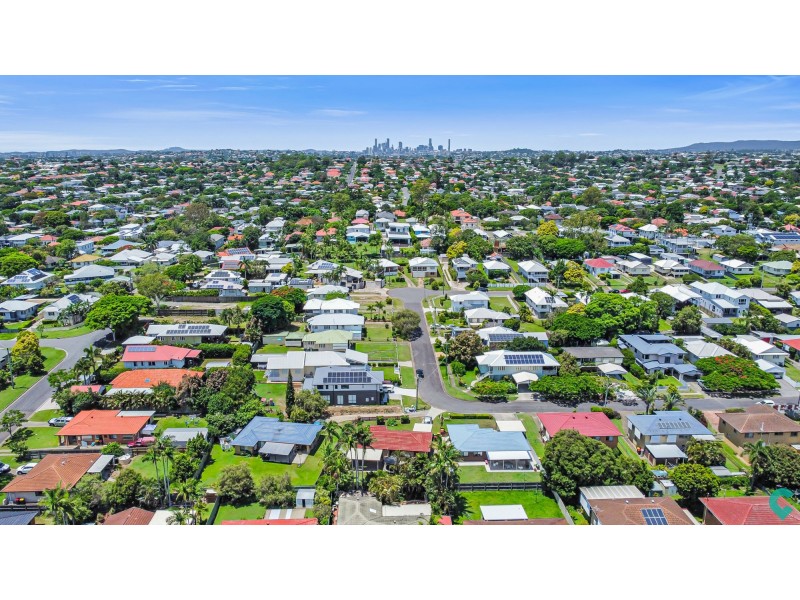 18 Benyon Street, Wavell Heights QLD 4012