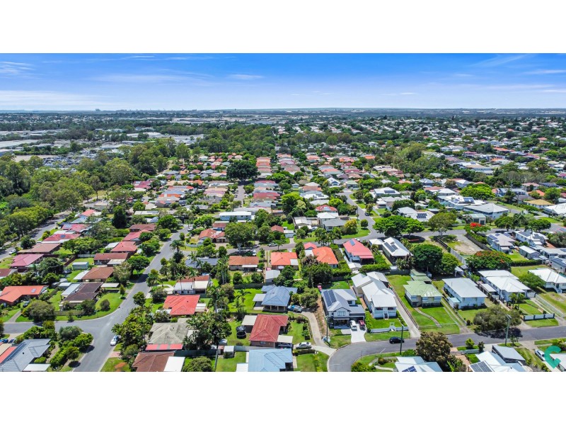 18 Benyon Street, Wavell Heights QLD 4012