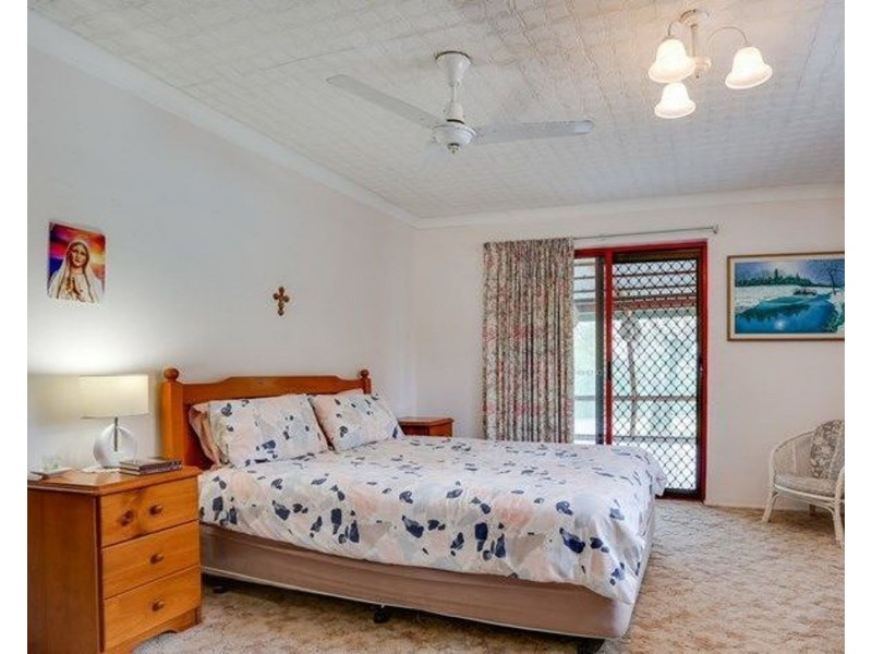 20 Shirley Street, Redbank Plains QLD 4301