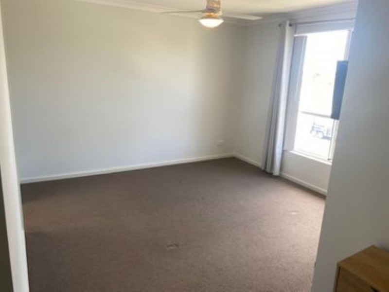 52 Strinesdale blvd, Aveley WA 6069