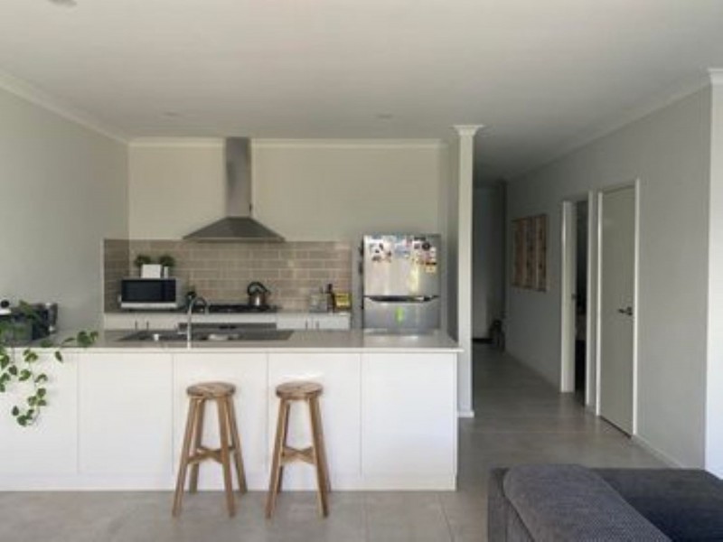 52 Strinesdale blvd, Aveley WA 6069