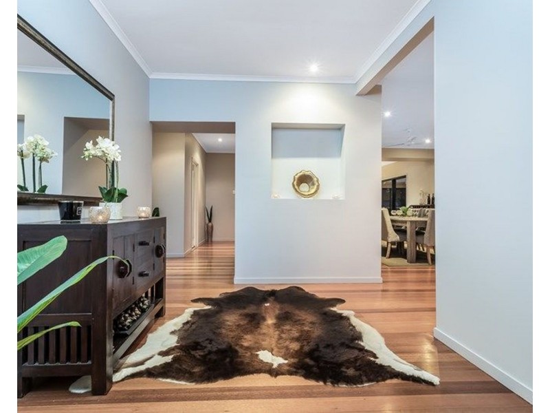 21 Wolsey Street, Sandgate QLD 4017