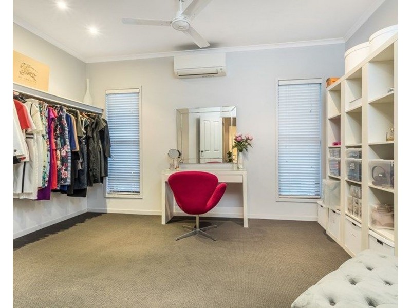 21 Wolsey Street, Sandgate QLD 4017