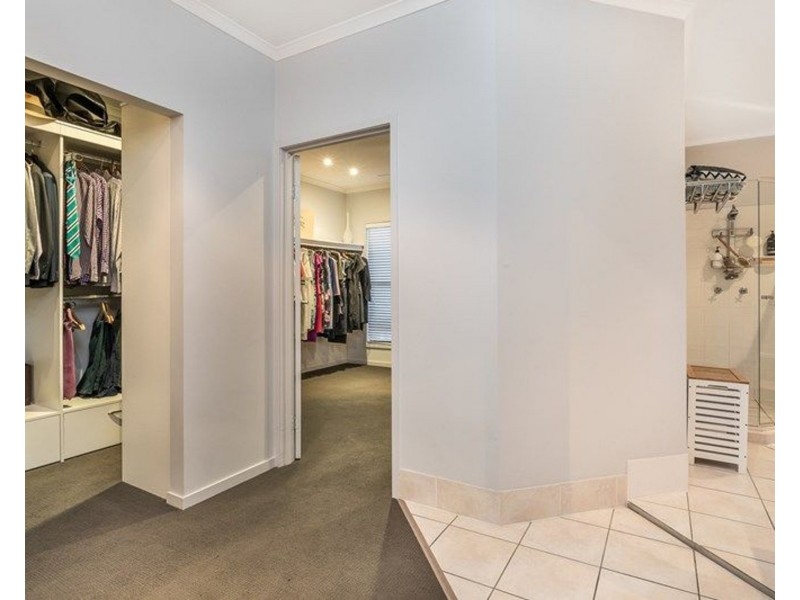 21 Wolsey Street, Sandgate QLD 4017