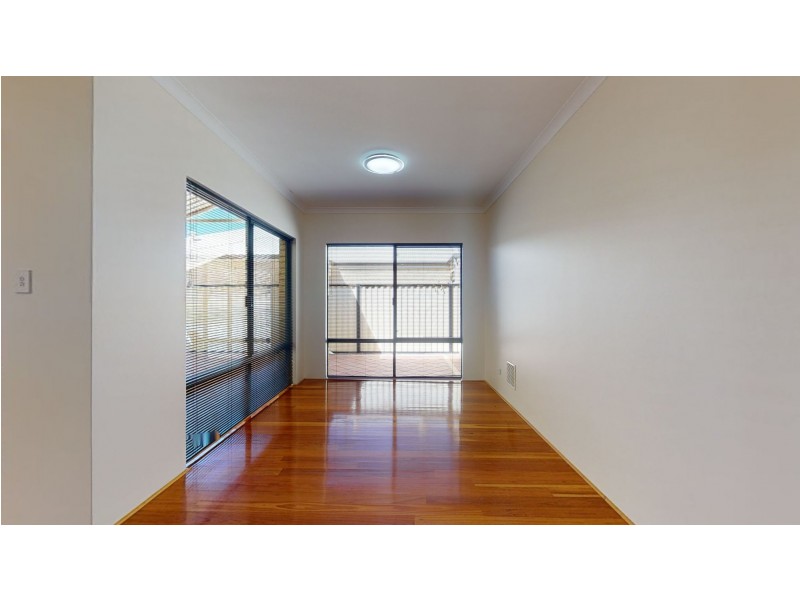 23 Selkirk Drive, Kinross WA 6028