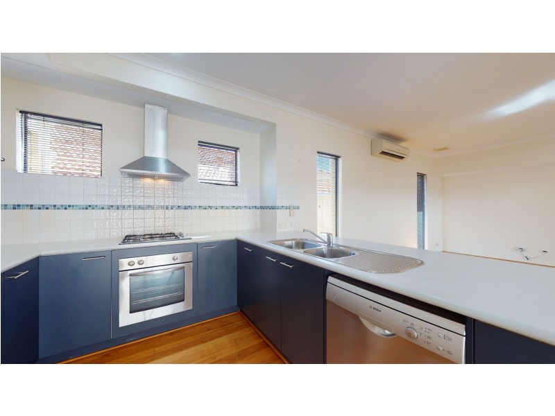 23 Selkirk Drive, Kinross WA 6028