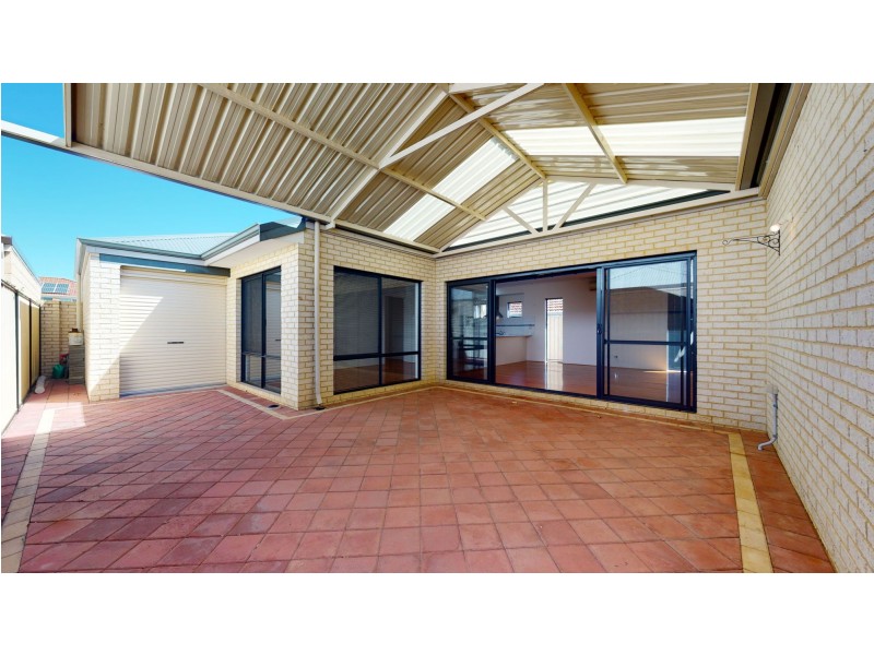 23 Selkirk Drive, Kinross WA 6028