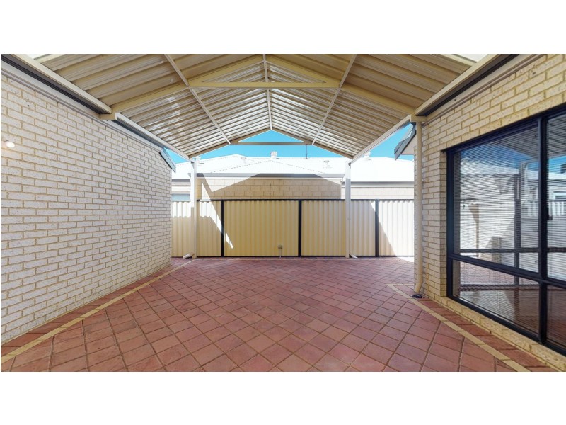 23 Selkirk Drive, Kinross WA 6028