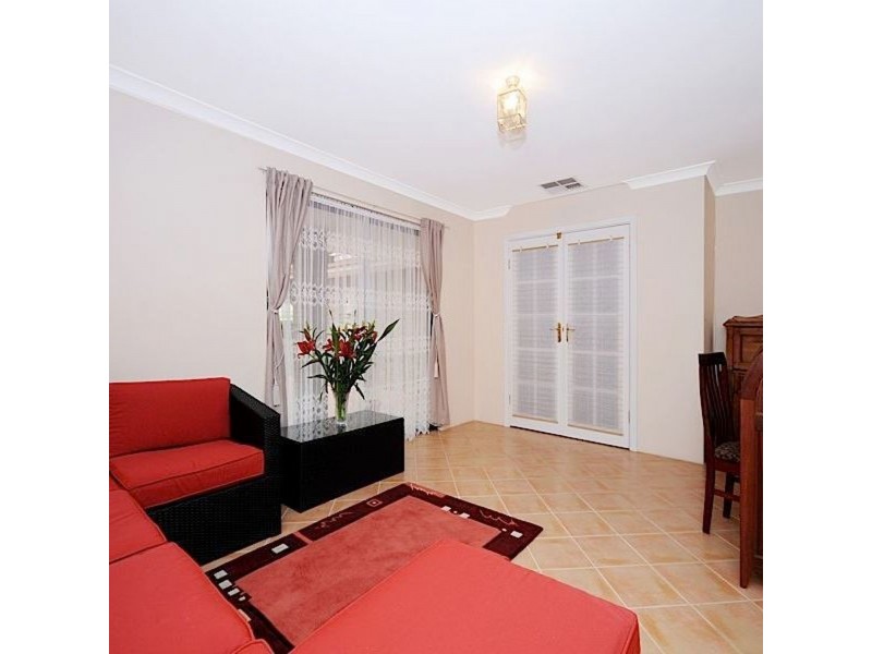 9 Du Maurier Road, North Lake WA 6163