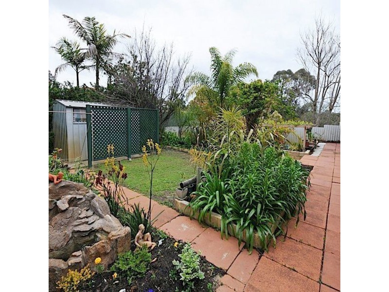 9 Du Maurier Road, North Lake WA 6163