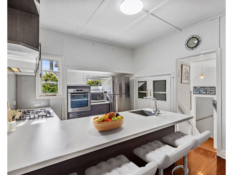 24 Everton Terrace, Everton Park QLD 4053