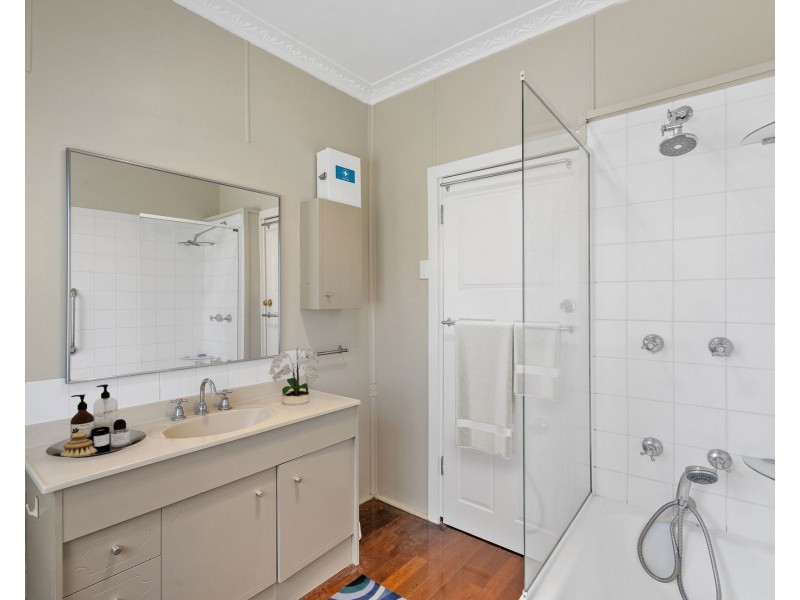 24 Everton Terrace, Everton Park QLD 4053