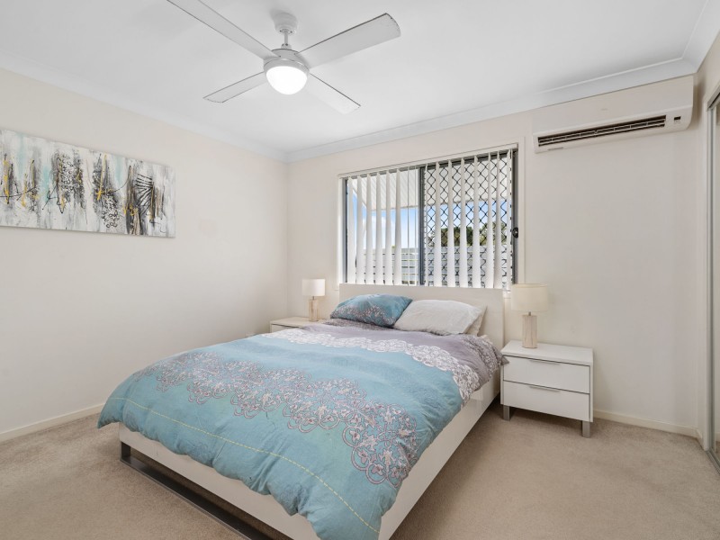 25/12 Singh St, Wynnum West QLD 4178