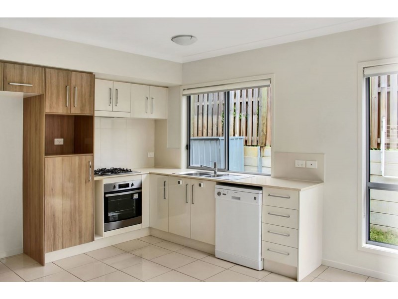18 Koda Street, Ripley QLD 4306