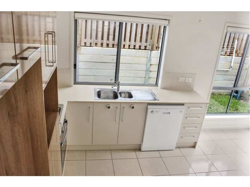 18 Koda Street, Ripley QLD 4306