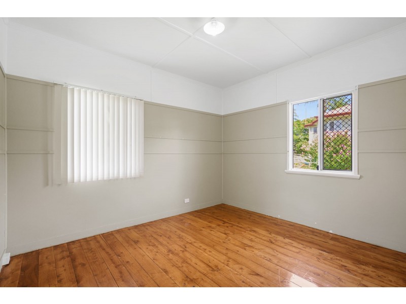 10 Northcliffe Street, Murarrie QLD 4172