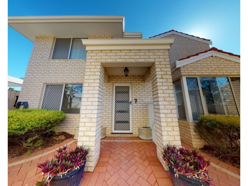 84A Southern Cross Circle, Ocean Reef WA 6027