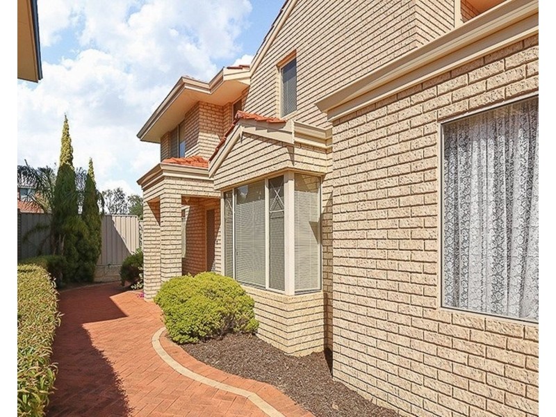 84A Southern Cross Circle, Ocean Reef WA 6027