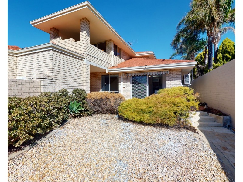 84A Southern Cross Circle, Ocean Reef WA 6027