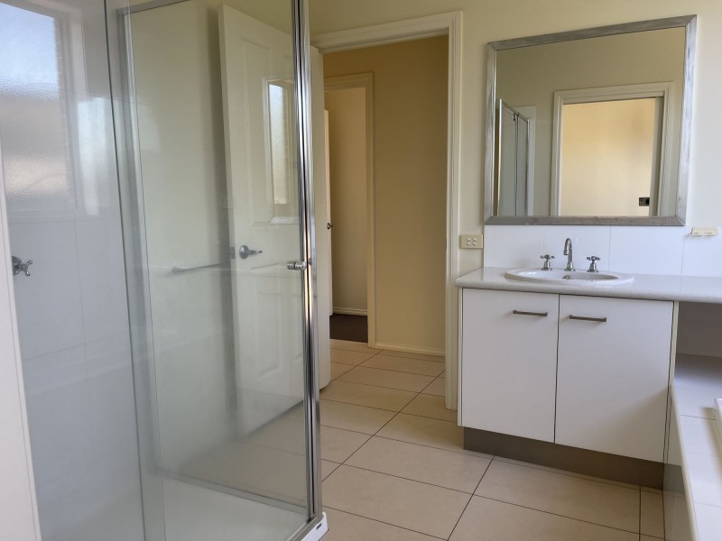 2/121 Marley Street, Sale VIC 3850