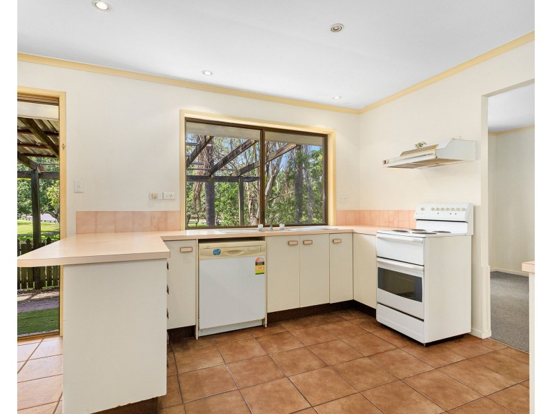 31 Costello Place, Stafford Heights QLD 4053