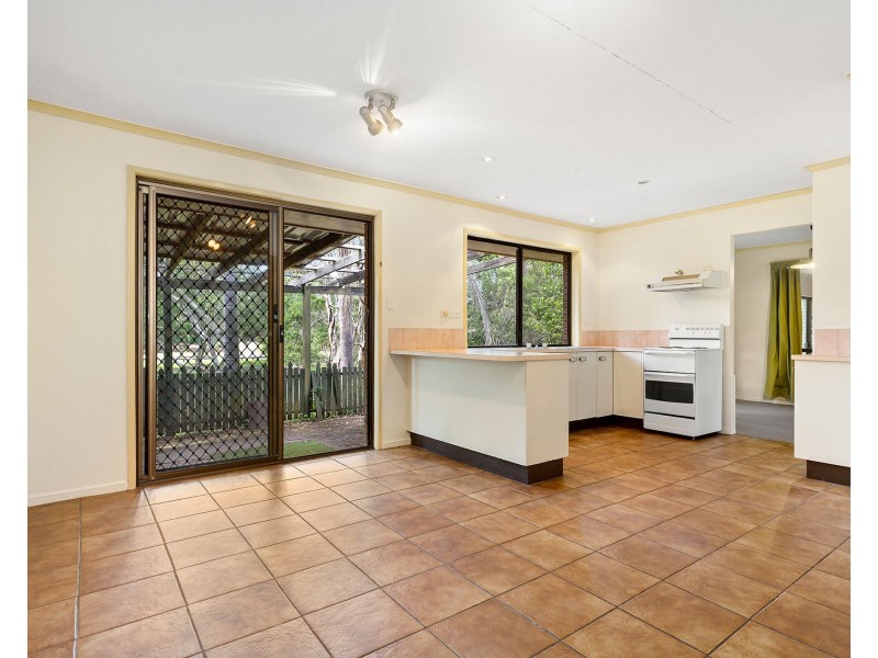 31 Costello Place, Stafford Heights QLD 4053