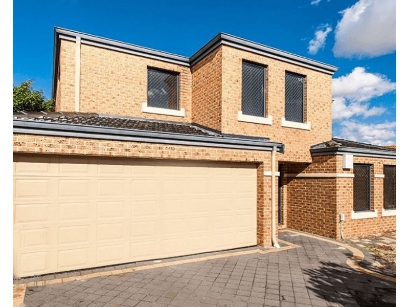 1/4 Holford Way, Wilson WA 6107