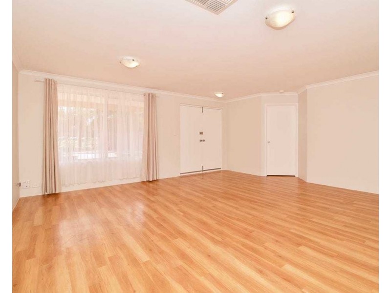 3 Few Court, Rockingham WA 6168