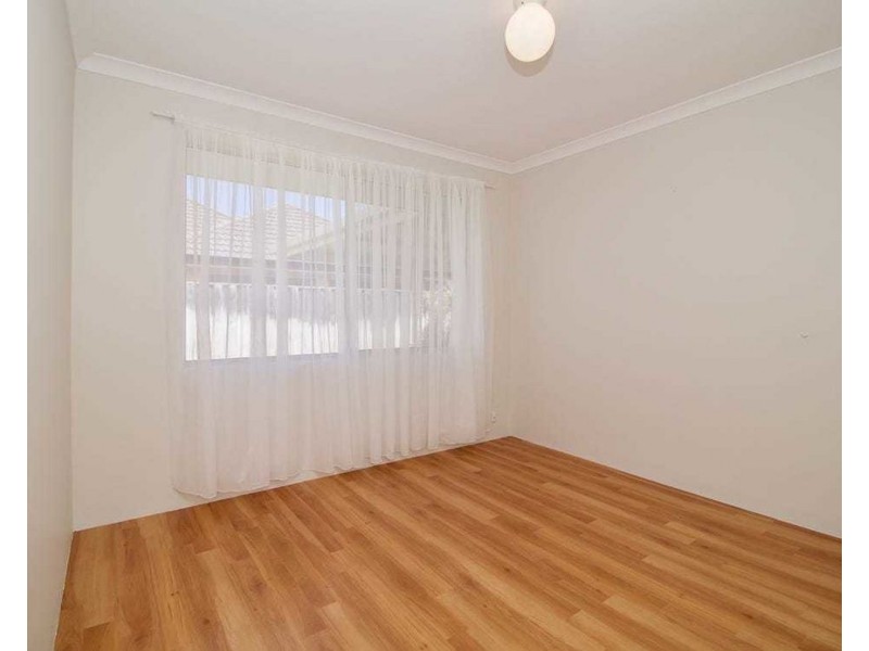 3 Few Court, Rockingham WA 6168