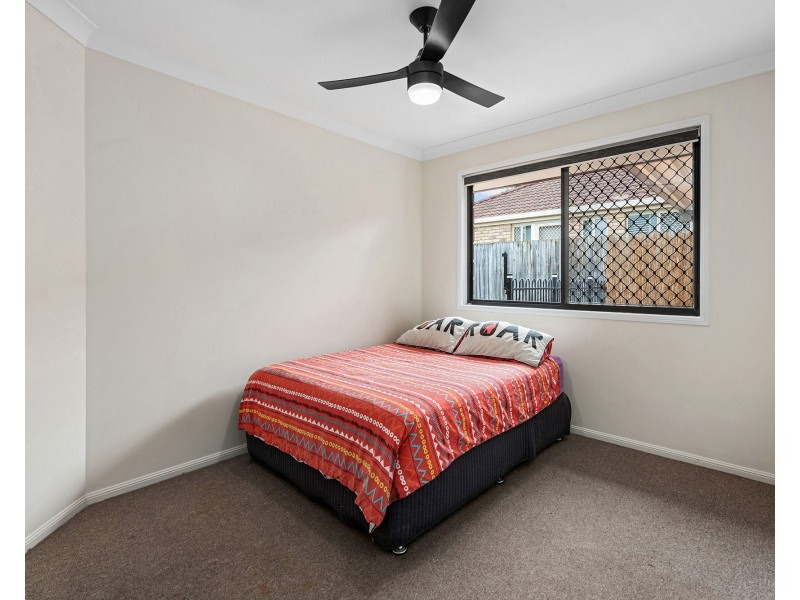 6 Macchion Close, Wakerley QLD 4154