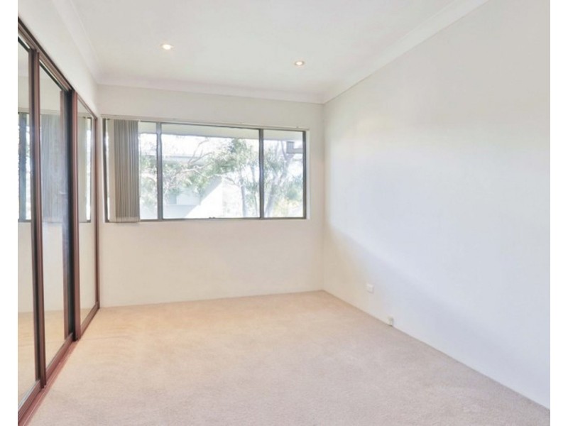 8/19 Barnhill Road,, Terrigal NSW 2260