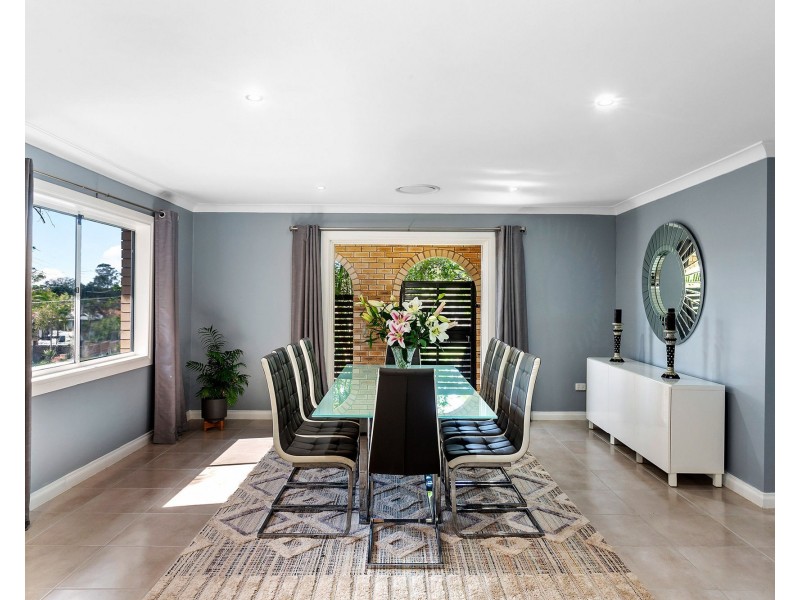 9 Sussex Drive, Albany Creek QLD 4035