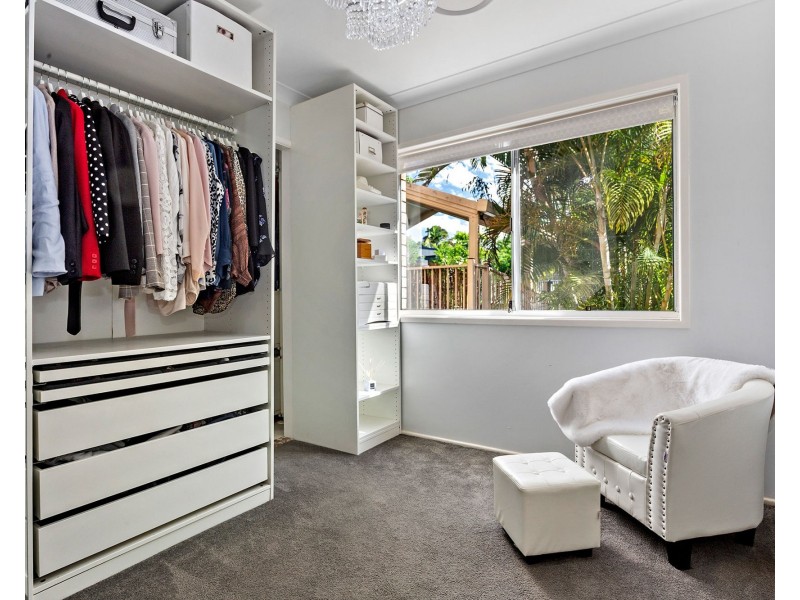 9 Sussex Drive, Albany Creek QLD 4035