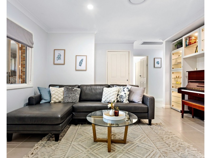 9 Sussex Drive, Albany Creek QLD 4035