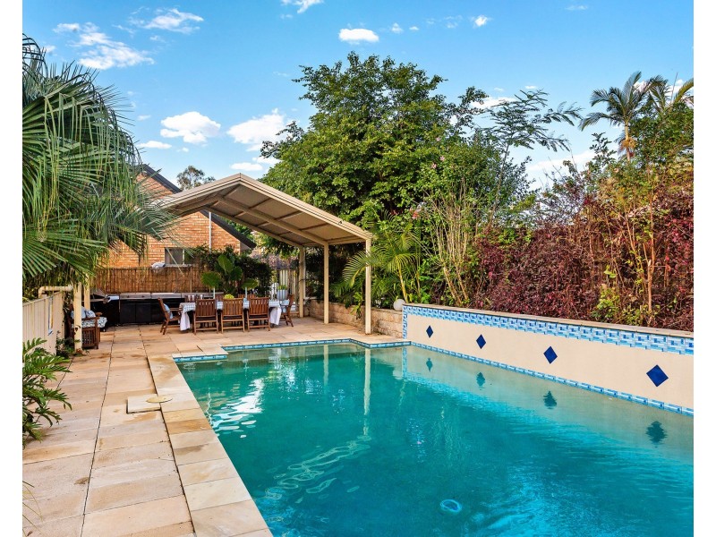 9 Sussex Drive, Albany Creek QLD 4035