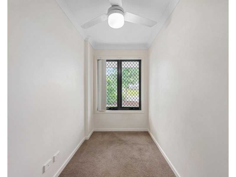 30 Bayford Road, Birkdale QLD 4159